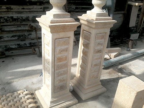 поворотные колонны балюстрады из дагестанского камня.jpg