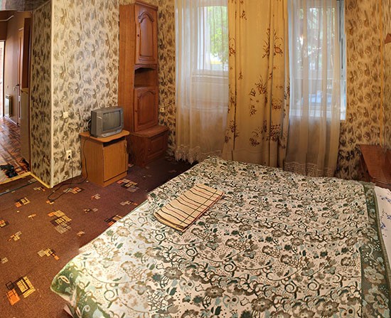 1 этаж спальня  на Ульяновской 5 в Геленджике.jpg